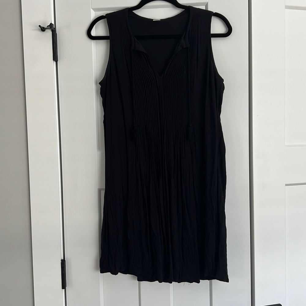 Black old navy dress size medium